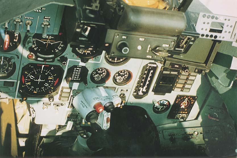su 37 cockpit