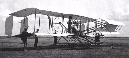 [Image: short_biplane1.jpg]